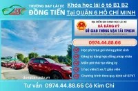 Học viên thực hiện bài thi sa hình tại trung tâm lái xe ô tô 6