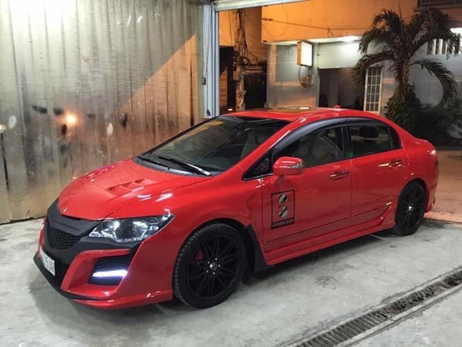 Hình ảnh cận cảnh phần mâm xe và phanh của mẫu xe ô tô Honda Civic 2008 đã được nâng cấp, tăng tính thẩm mỹ và hiệu suất