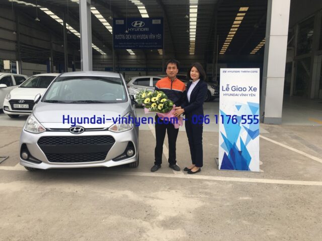 Bàn giao xe ô tô Hyundai mới cho khách hàng cá nhân tại Bắc Kạn