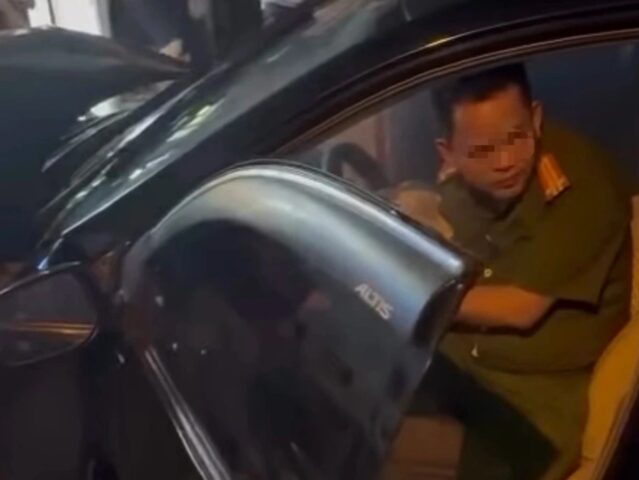 Ô tô gây tai nạn với tài xế có nồng độ cồn cao trong vụ ô tô tông hàng loạt xe máy ở Bắc Ninh