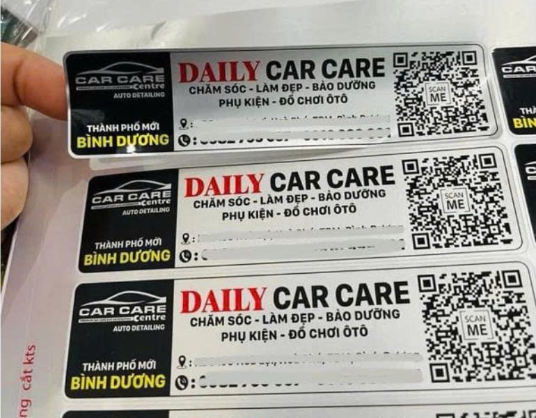 In decal dán đuôi xe ô tô độc quyền chuyên nghiệp
