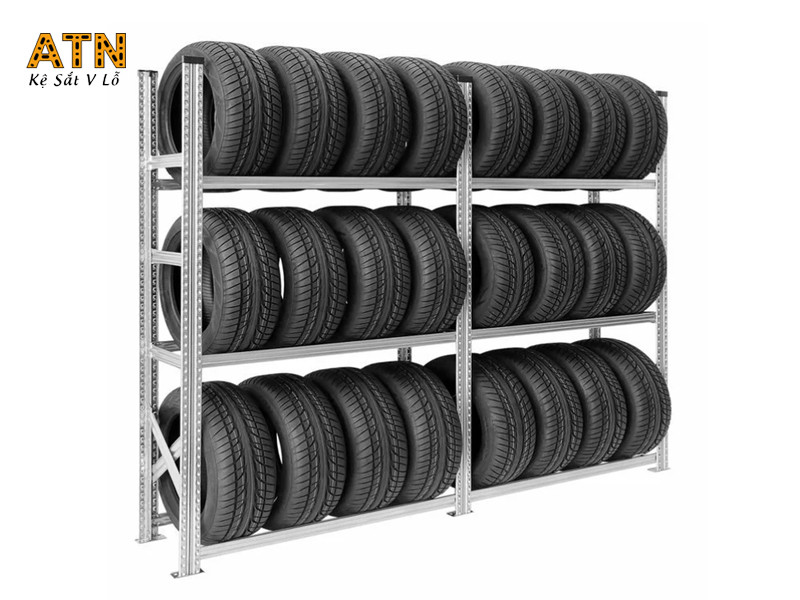 Giải pháp lưu trữ bánh xe ô tô hiệu quả với kệ di động có bánh xe.