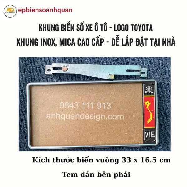khung biển số ô tô vuông với bản đồ Việt Nam màu đỏ dán bên phải