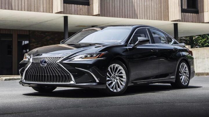 lexus es dong xe o to sang cho nu