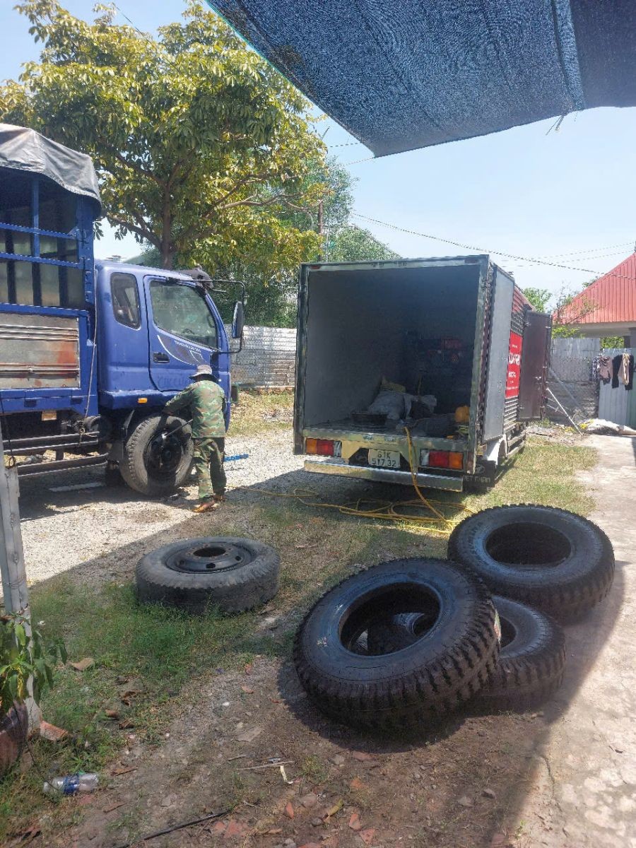Học Vá Xe Ô Tô: Cơ Hội Nghề Nghiệp Và Kỹ Thuật Toàn Diện