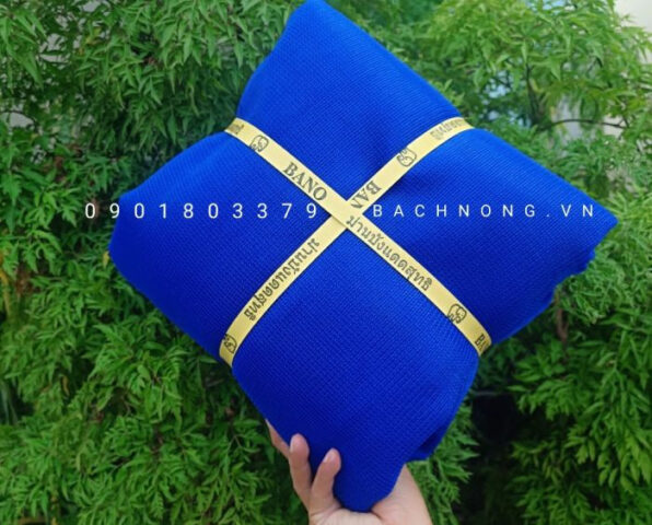 lưới che nắng xe ô tô dệt kim màu xanh dương cho nhà đậu xe