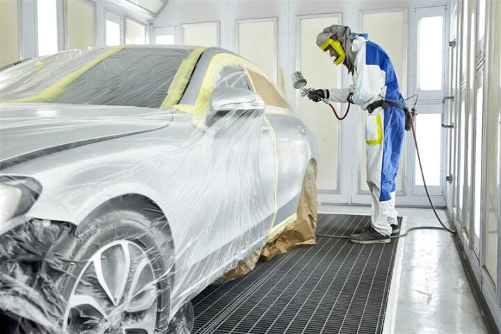 Những lưu ý quan trọng khi tiến hành sơn xe ô tô Toyota để đảm bảo chất lượng