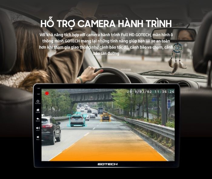 Màn hình GOTECH hiển thị hình ảnh từ camera hành trình trên xe ô tô Kia Sorento 2009