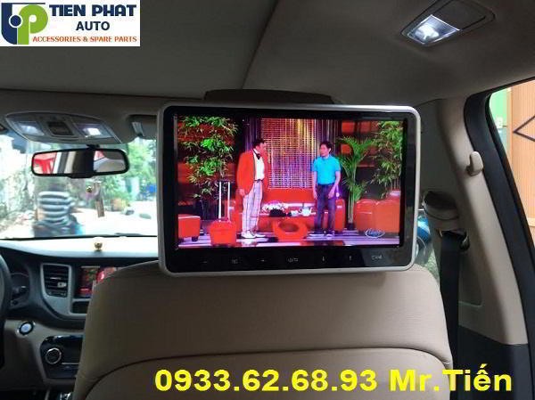 Màn hình xe ô tô ghế sau 10 inch được lắp đặt chuyên nghiệp trên xe Grandis