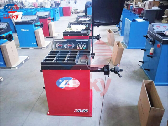 may-can-bang-lop-xe-o-to-tu-dong-lk70-6
