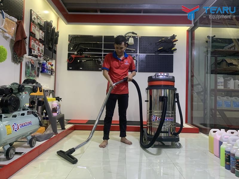 Máy hút bụi công nghiệp khô ướt cho vệ sinh nội thất xe ô tô chuyên sâu