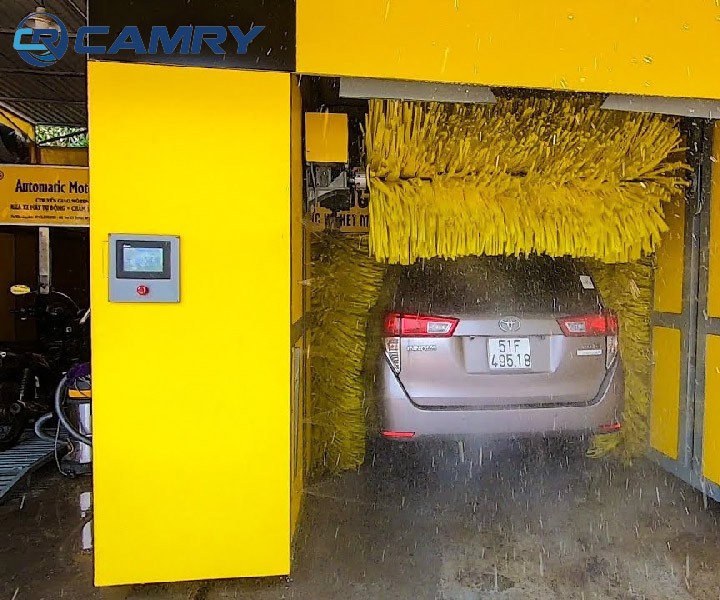 Máy rửa xe ô tô công nghệ cao hiện đại