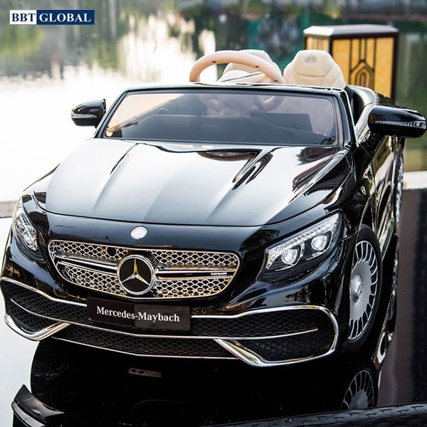 Xe ô tô điện trẻ em Mercedes Maybach S650 màu đen phun sơn