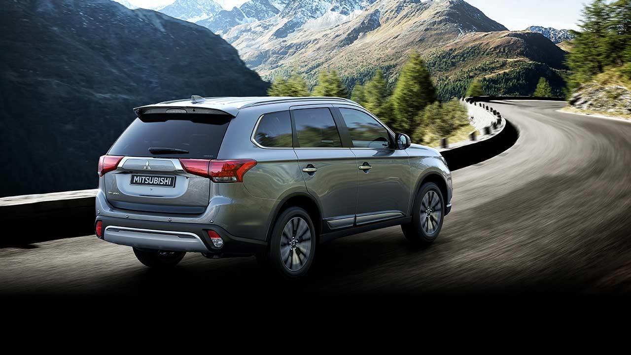Bảng giá tham khảo các phiên bản của xe ô tô Mitsubishi Outlander