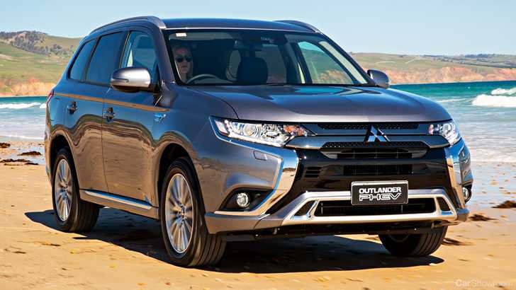 Trang bị tiện nghi trên Mitsubishi Outlander 2019, một yếu tố quan trọng ảnh hưởng đến giá xe ô tô crossover