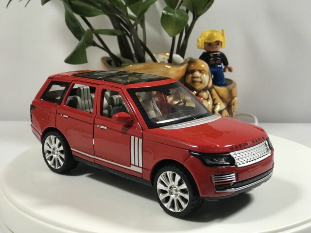 mo hinh xe o to land rover range rover mau do201