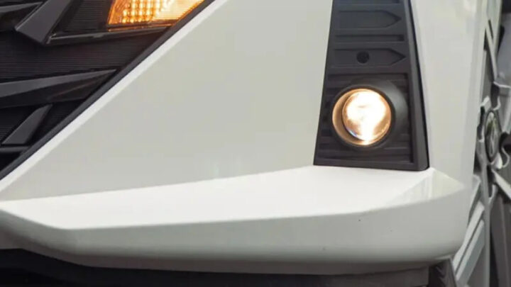 Đèn sương mù halogen và mặt calang Hyundai Accent, chi phí giá xe ô tô Accent