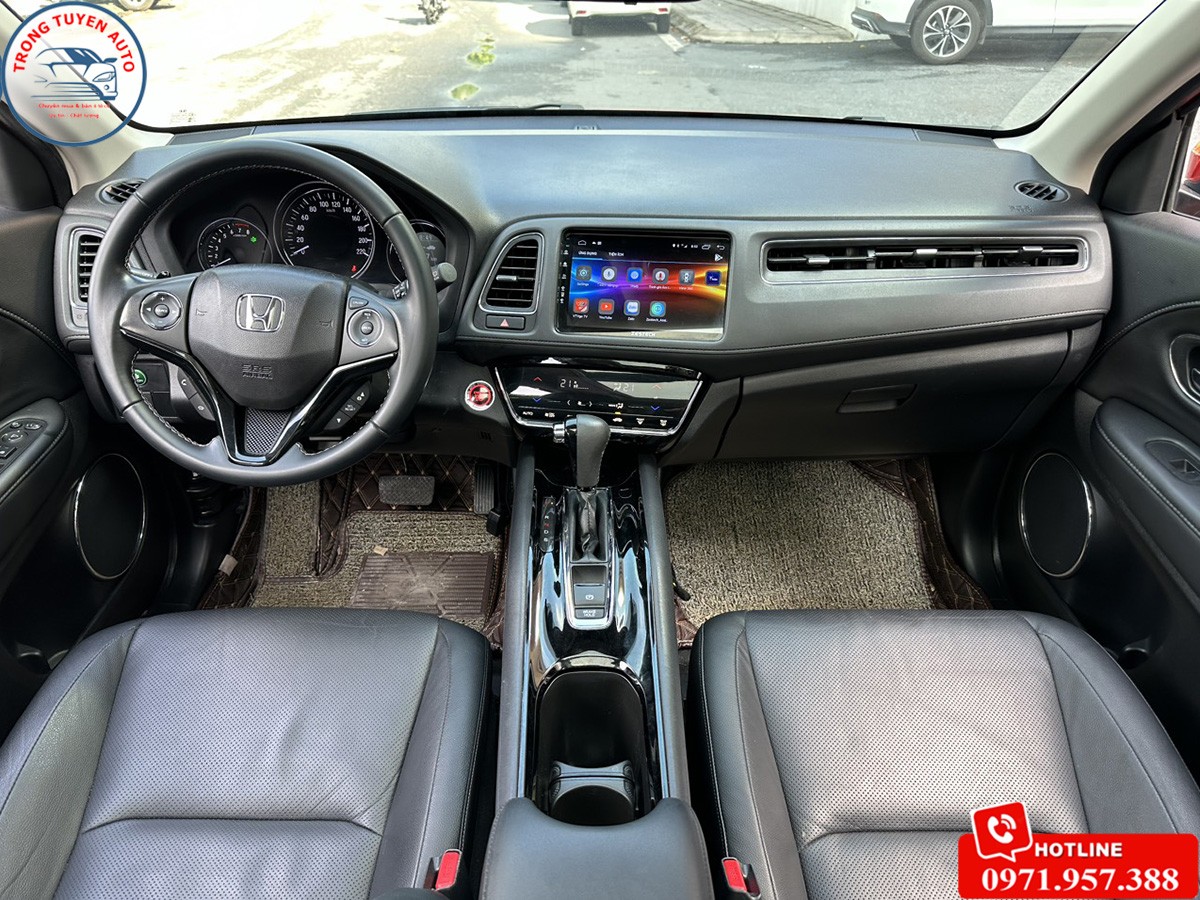Phần đuôi xe Honda HR-V L 2019 cũ, đèn hậu LED