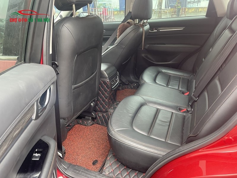 Hàng ghế sau xe ô tô Mazda CX5 cũ 2.0 Luxury 2020