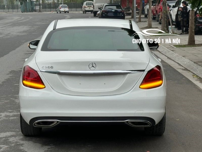 mua ban xe o to cu mercedes c200 2019 mau trang gia 980 trieu 2 801