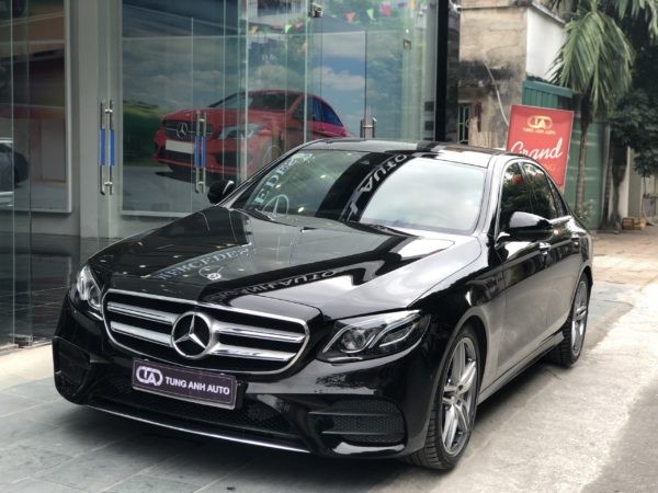 Mercedes-Benz E300 AMG, một lựa chọn tốt cho xe ô tô Mercedes cũ