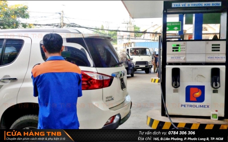 Xe xăng, dầu là dòng xe phổ biến và được sử dụng lâu đời nhất hiện nay