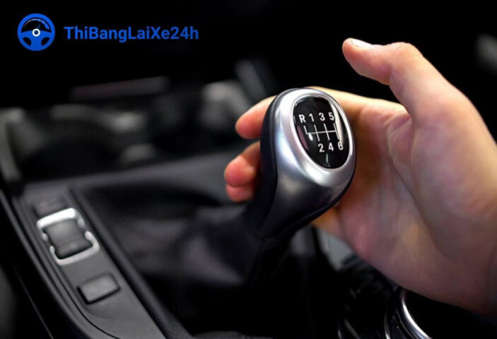 Lời khuyên nên chọn bằng lái xe ô tô B1 hay B2
