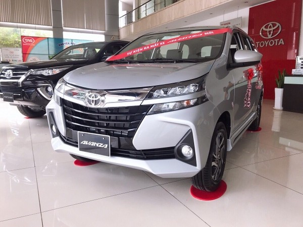 Ngoại thất năng động của Toyota Avanza AT, mẫu xe 7 chỗ dưới 800 triệu