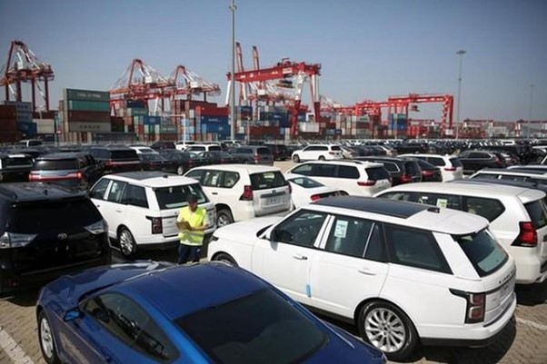Đội ngũ chuyên gia trong dịch vụ nhập khẩu xe ô tô