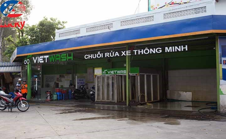 Vietwash - trung tâm rửa xe ô tô quận 10 ứng dụng công nghệ hiện đại