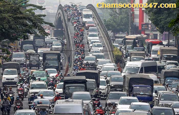 Chuyên viên rửa xe ô tô Bình Thạnh cẩn thận từng chi tiết