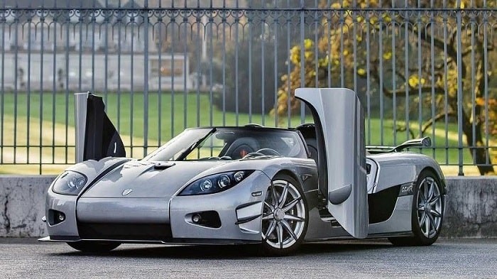 Koenigsegg CCXR Trevita với lớp vỏ kim cương độc quyền, một trong những siêu xe đắt giá nhất thế giới siêu xe ô tô.