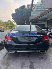Mercedes-Benz C200 2015 màu đen, một ví dụ điển hình về xe ô tô Class C giá rẻ có giá trị sử dụng cao và độ bền đáng tin cậy.