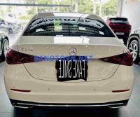 Mercedes-Benz C200 Avantgarde đời 2025, một ví dụ về xe ô tô Class C giá rẻ với thiết kế hiện đại, phù hợp cho người tìm kiếm sự mới mẻ.