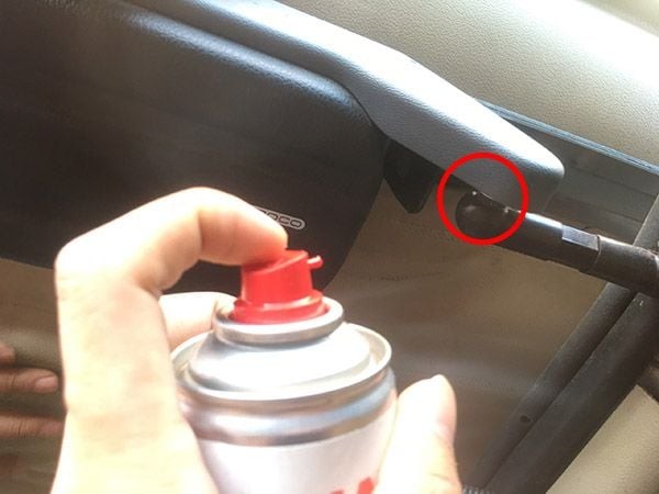 Các vị trí bổ sung cần kiểm tra và bảo dưỡng cho hệ thống cửa lùa tự động trên xe ô tô 16 chỗ