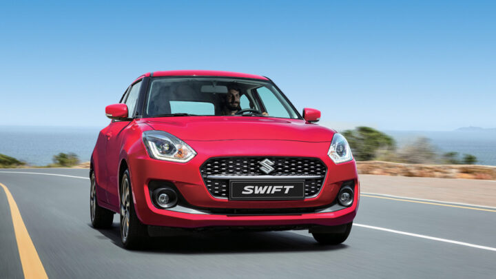 Suzuki Swift 2021 màu bạc, phong cách thiết kế hiện đại kiểu Ý.