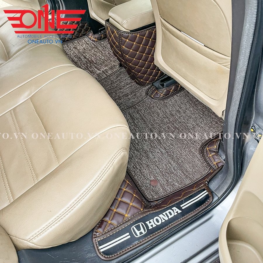 Thảm lót sàn 8D với thiết kế phủ viền mép cửa cho Honda Civic 2007