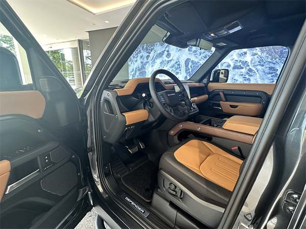 Tác dụng của thảm lót sàn ô tô Land Rover