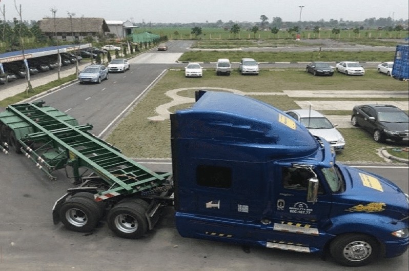 Kinh nghiệm thi bằng phổ thông xe ô tô hạng F
