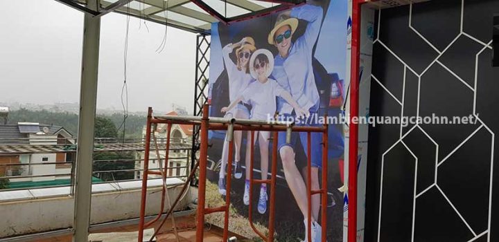 Backdrop cố định tại showroom trưng bày xe ô tô