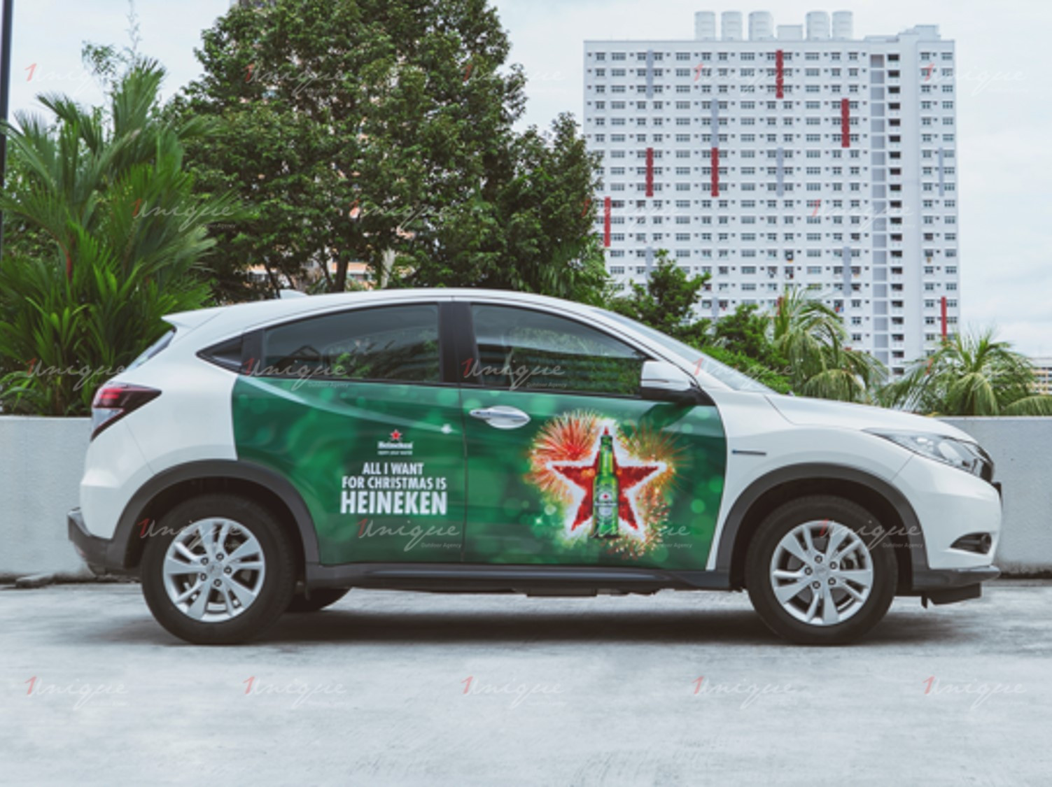Thiết kế văn bản quảng cáo xe ô tô ấn tượng