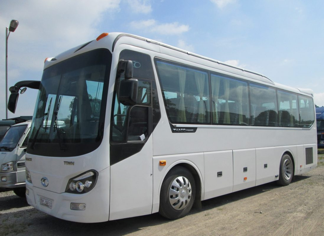 Xe 33 chỗ Samco, Thaco Town, Thaco Garden cho thuê tại Đồng Hới