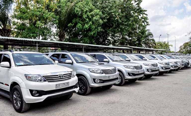 Vị trí thuận lợi gần sân bay của Công ty Gia Đình Việt cho thuê xe tự lái