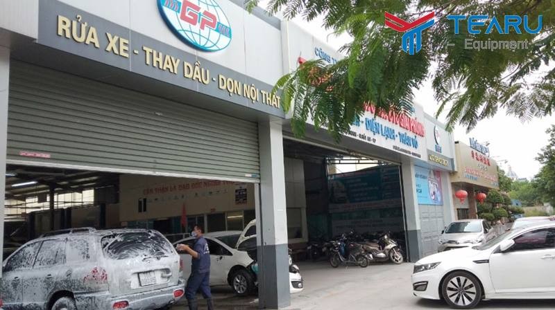 Hệ thống rửa xe ô tô hiện đại tại Garage Giải Phóng, Hải Phòng