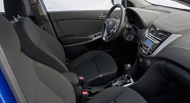 Các tính năng và trang bị tiện nghi trên Hyundai Grand i10 sedan, cùng tìm hiểu giá xe ô tô i10
