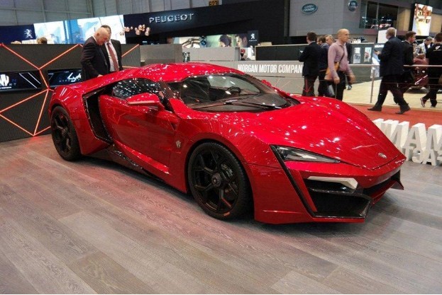 Lykan Hypersport, siêu xe Ả Rập với đèn pha đính kim cương lấp lánh