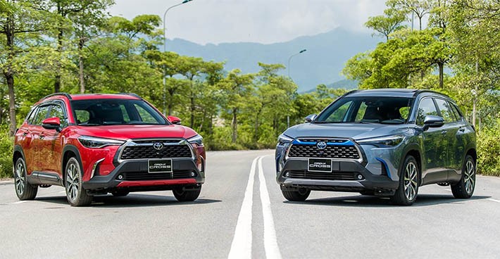 Xe ô tô 5 chỗ Toyota Corolla Cross