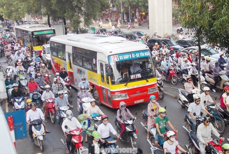 Chính sách hạn chế ô tô xe máy cũ và phương tiện chạy dầu diesel nhằm cải thiện chất lượng không khí