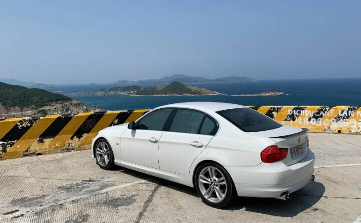 Dừng xe nghỉ ngơi định kỳ cho trẻ sơ sinh đi ô tô đường dài