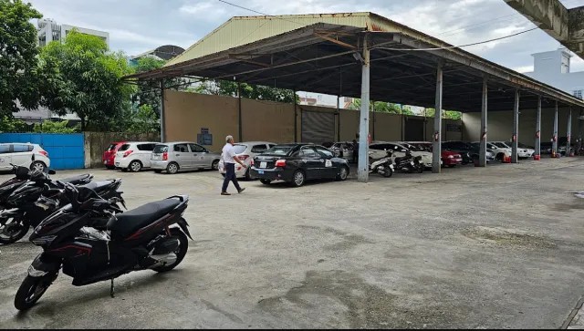 Trung tâm đào tạo lái xe Đà Nẵng STC với đội ngũ giảng viên giàu kinh nghiệm, chuyên đào tạo lái xe máy và ô tô.